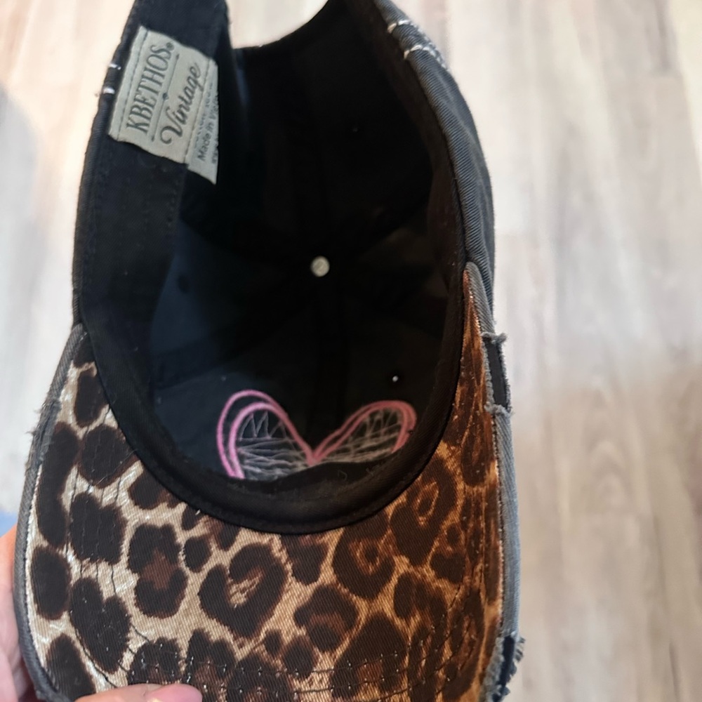 vintage leopard Heart Patch Distressed Cap - Picture 2 of 3